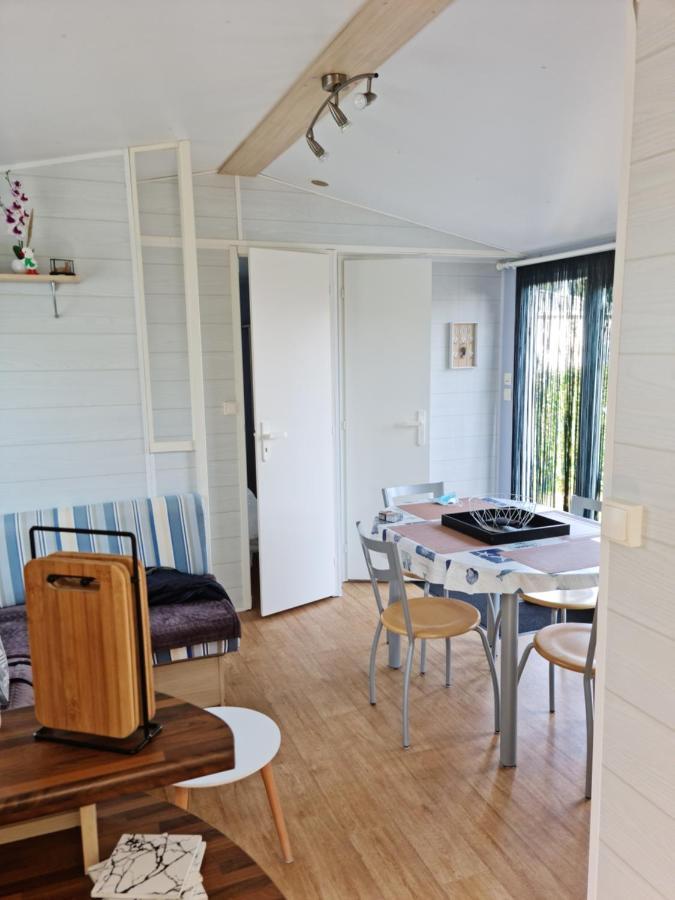 Kerlinga Hotel Bredene Luaran gambar
