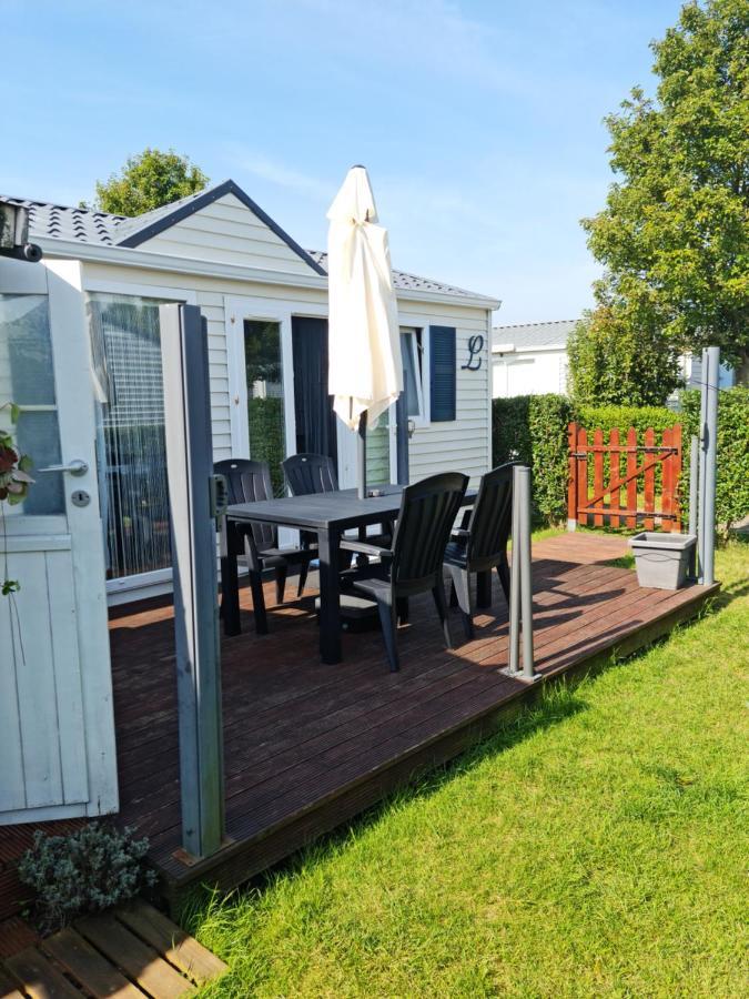 Kerlinga Hotel Bredene Luaran gambar